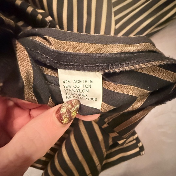 Zara Black and Gold Button Down Shirt with Notched Collar Size Large - Picture 5 of 9